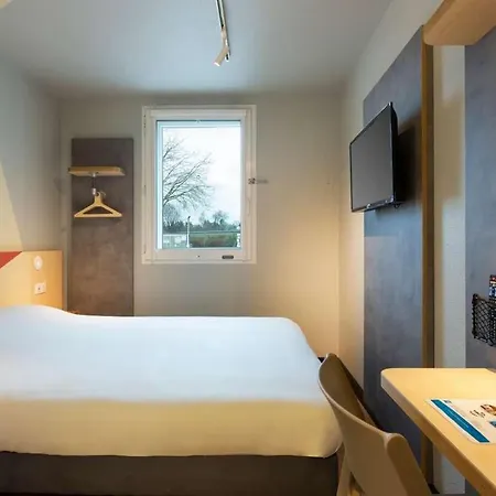 Ibis Budget Hotel 2*